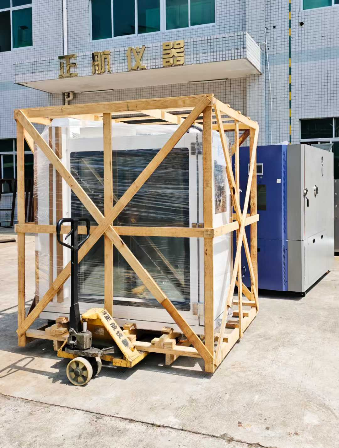 （810L變頻式快溫變箱(升降溫8℃/min)）