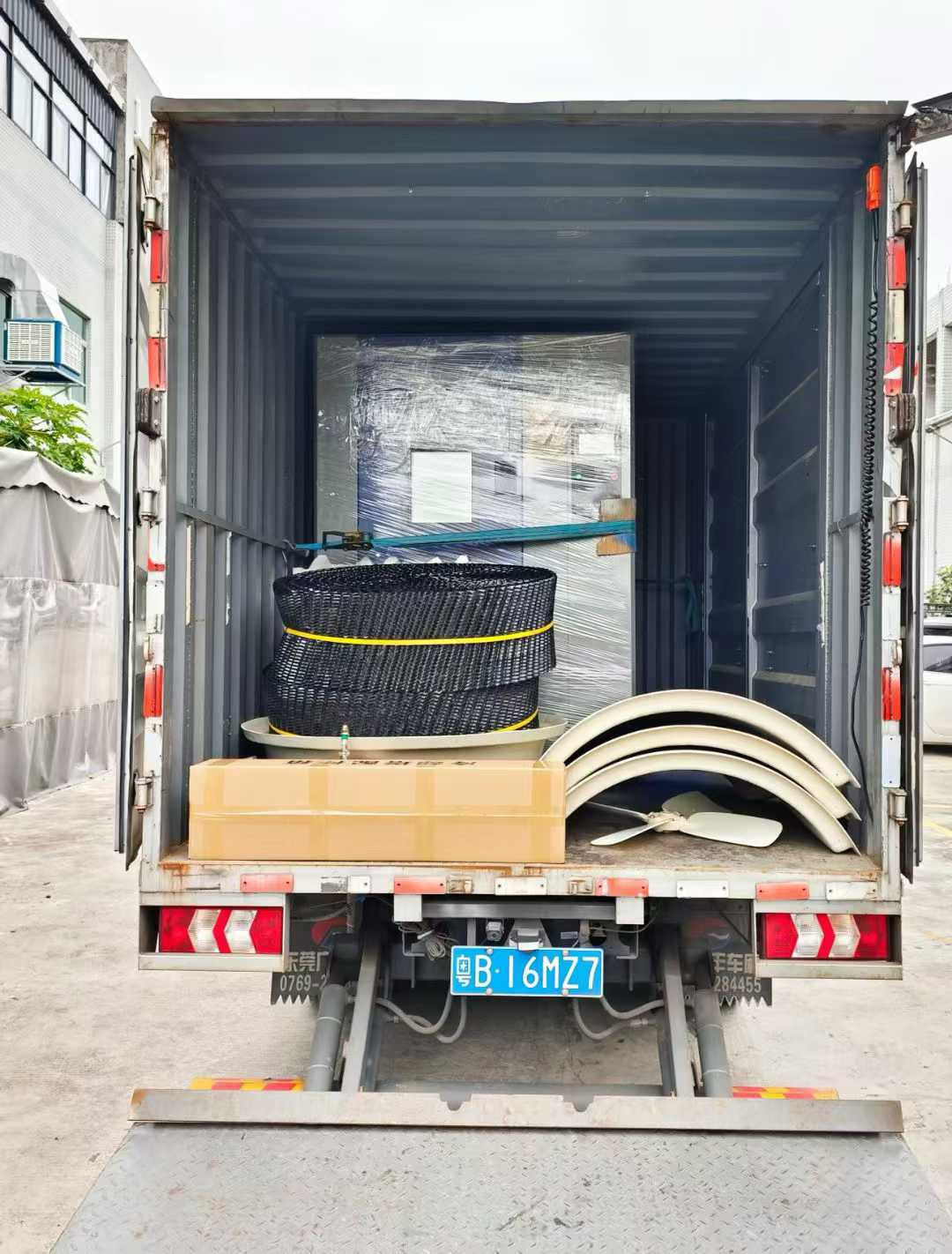 三箱式150L冷熱沖擊試驗(yàn)箱 三箱式150L冷熱沖擊試驗(yàn)箱